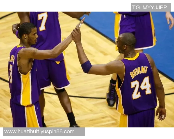 阿里扎谈科比与麦迪对决认为后者与鲨鱼搭档难以夺冠